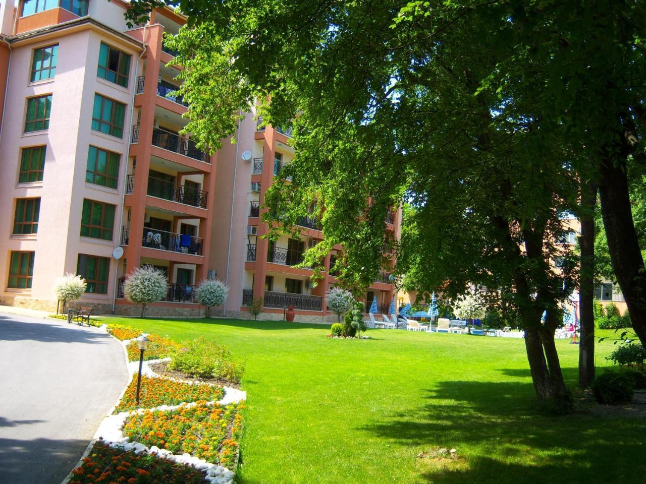 Sunrise Complex Apartments Golden Sands Exterior photo